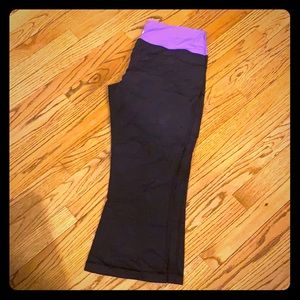 Capri yoga pants